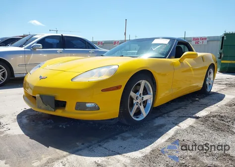 2005 Chevrolet Corvette z USA, uszkodzony, nr VIN 1G1YY24U155110370